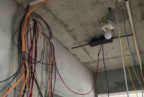 广龙鑫:惊天实验！暴雨中的监控摄像头，99%的品牌全军覆没