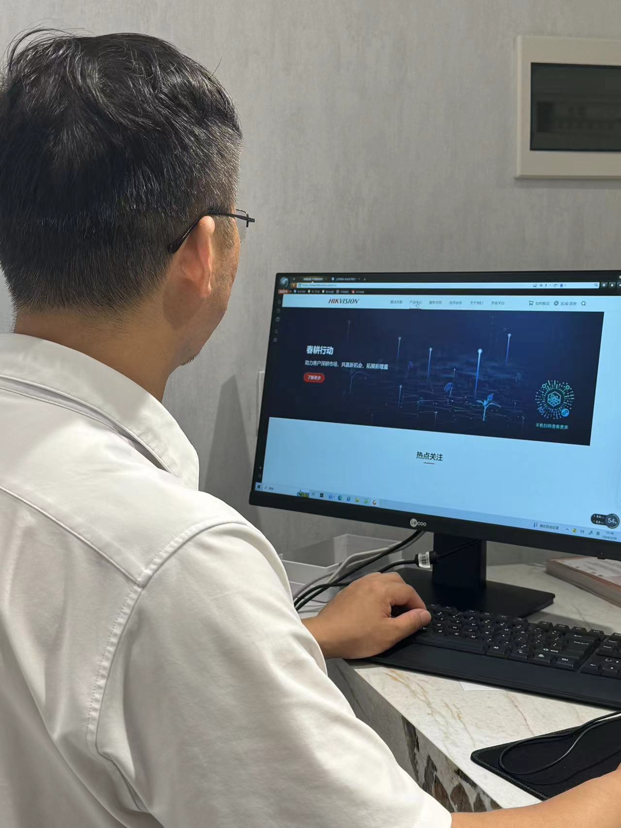 广龙鑫：泣血曝光！养殖场安装监控的“生死漏洞”，年损数十亿！